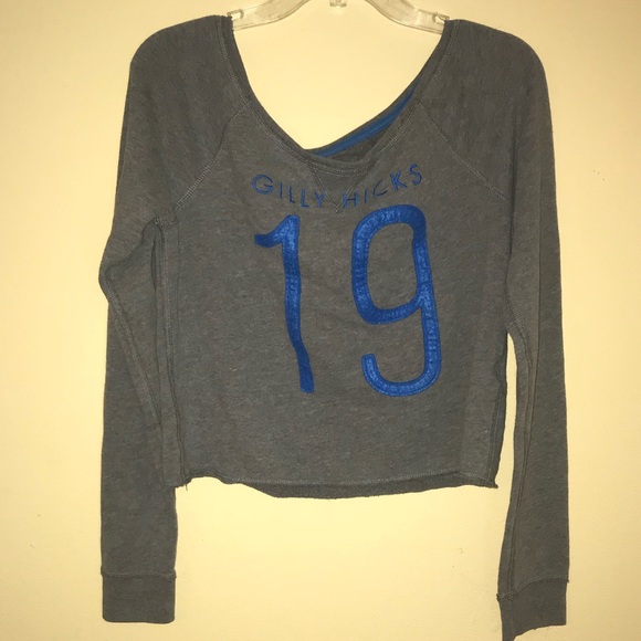 Gilly Hicks Tops - Slight Crop Top